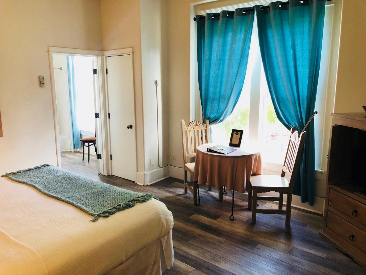 Hotel San Ramon Бісбі Екстер'єр фото
