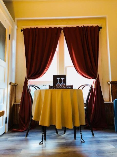 Hotel San Ramon Бісбі Екстер'єр фото
